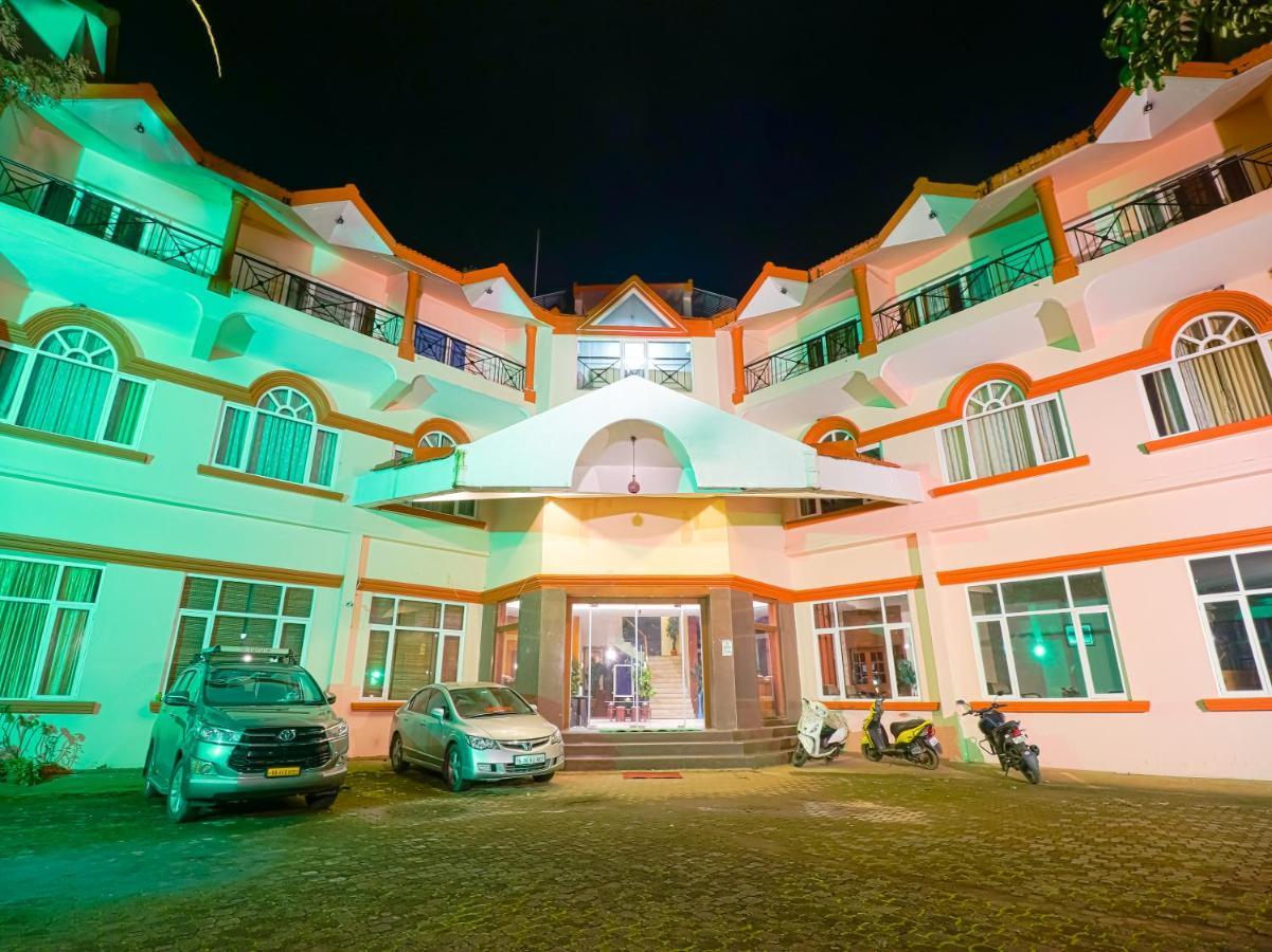 The Byke Sunshine Grand Hotell Ooty Exteriör bild