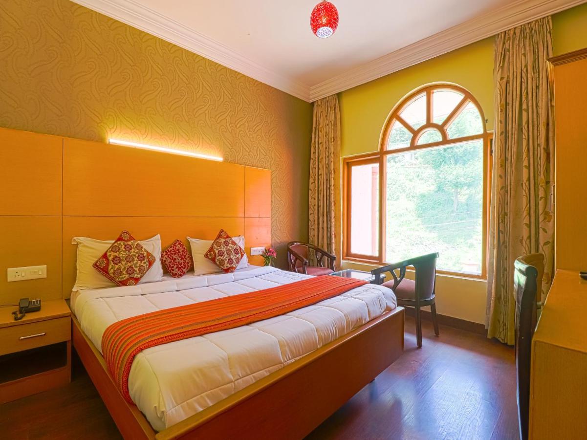 The Byke Sunshine Grand Hotell Ooty Exteriör bild