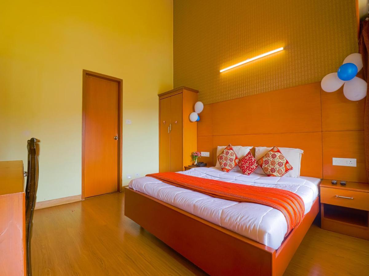 The Byke Sunshine Grand Hotell Ooty Exteriör bild