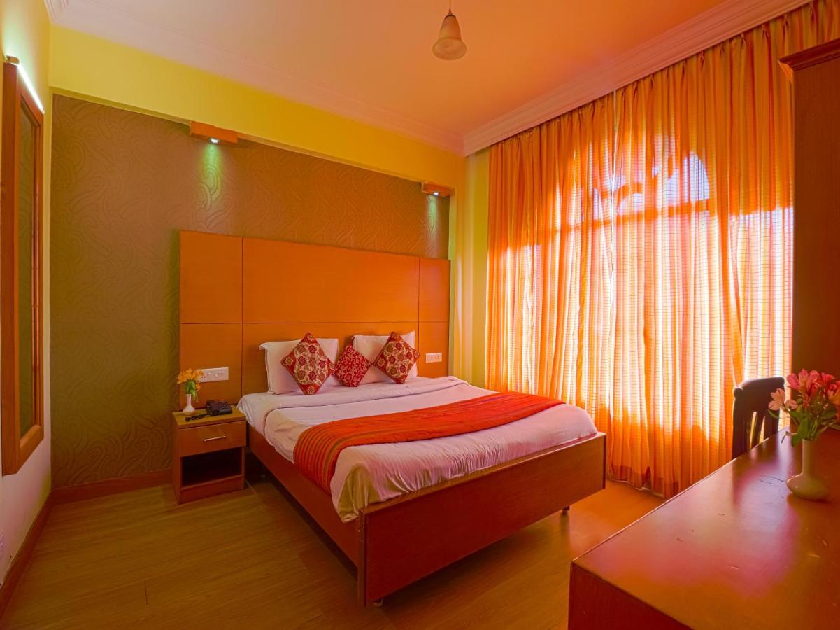 The Byke Sunshine Grand Hotell Ooty Exteriör bild