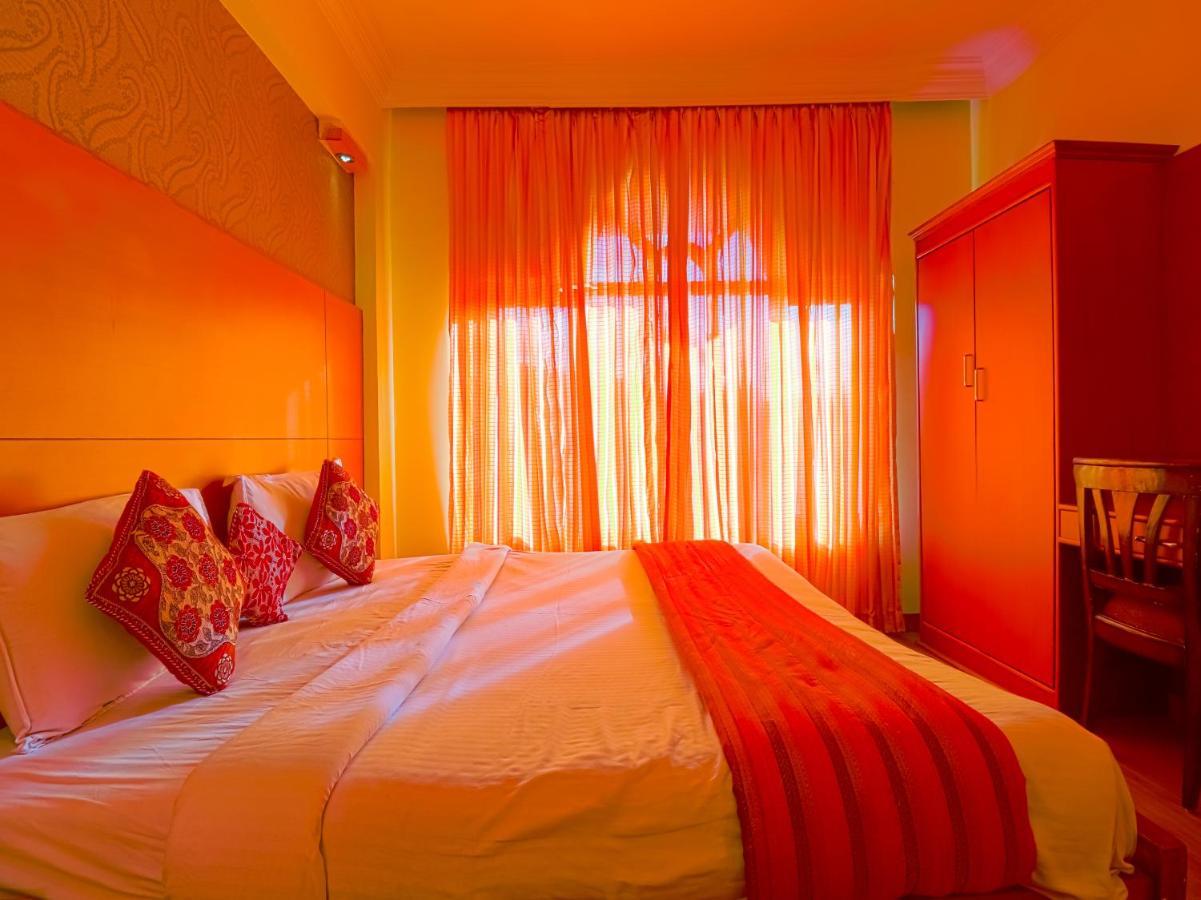 The Byke Sunshine Grand Hotell Ooty Exteriör bild