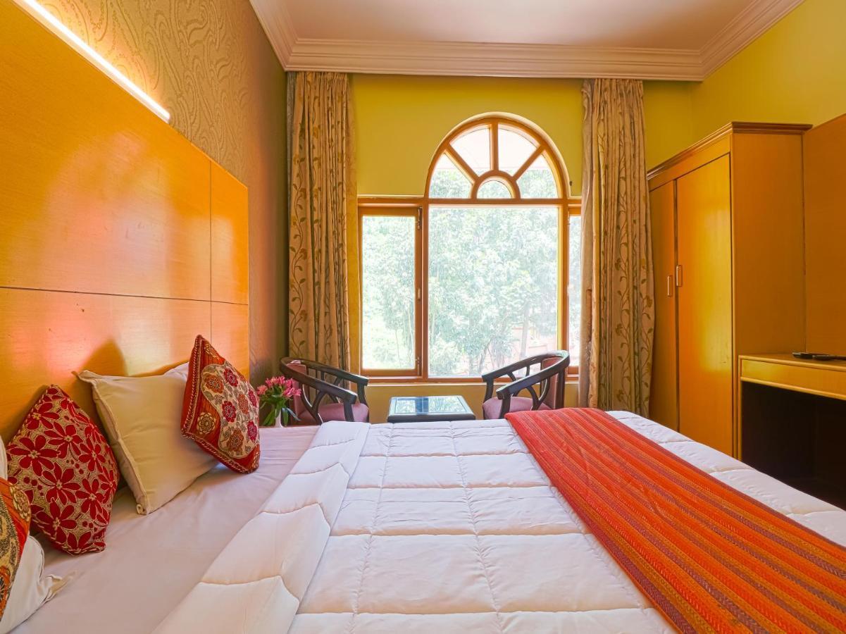 The Byke Sunshine Grand Hotell Ooty Exteriör bild