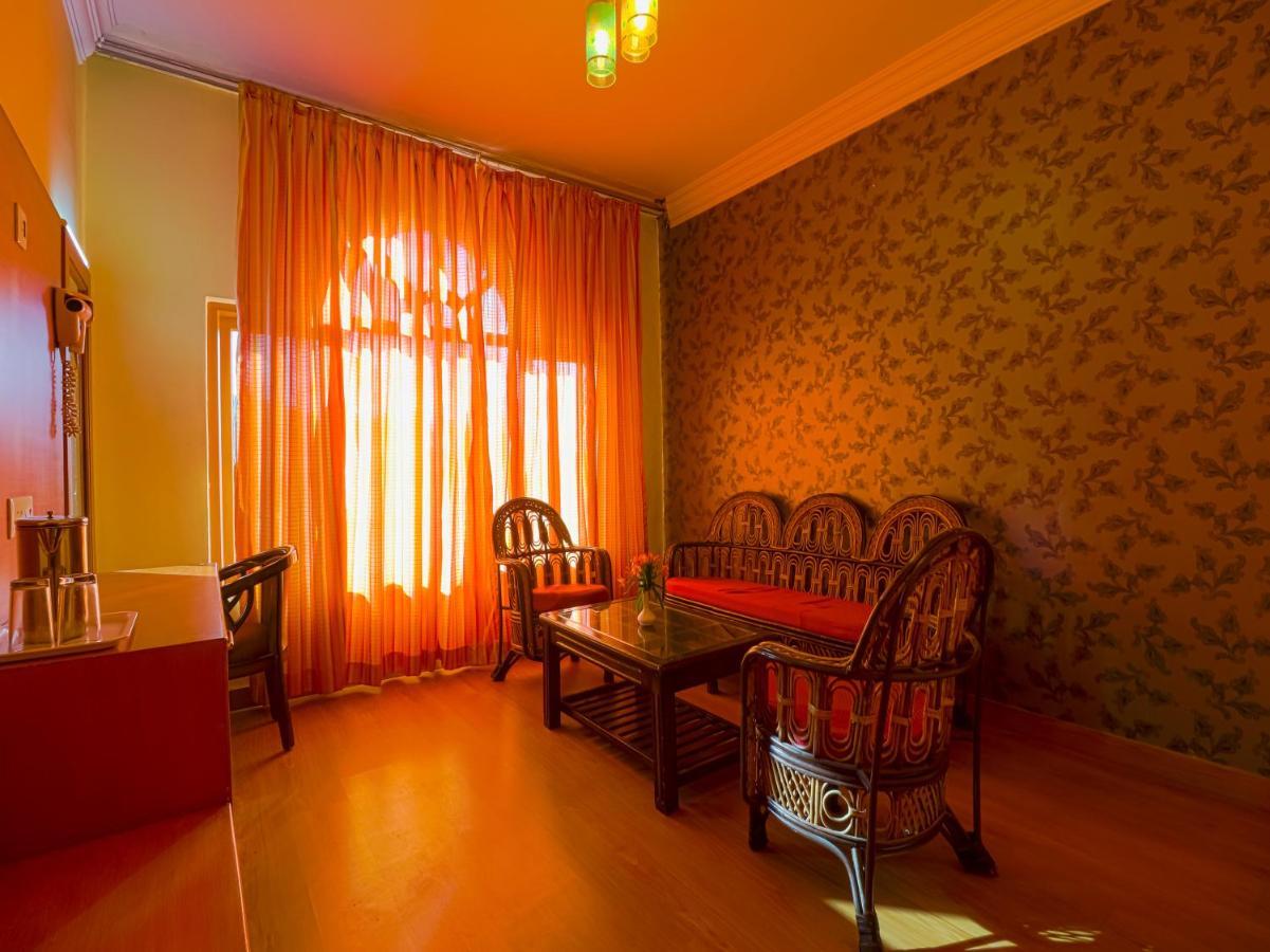 The Byke Sunshine Grand Hotell Ooty Exteriör bild
